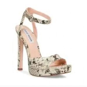 Steve Madden  Python Print Heel Size 9